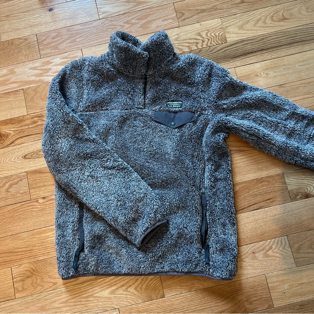 LL Bean fleece pullover